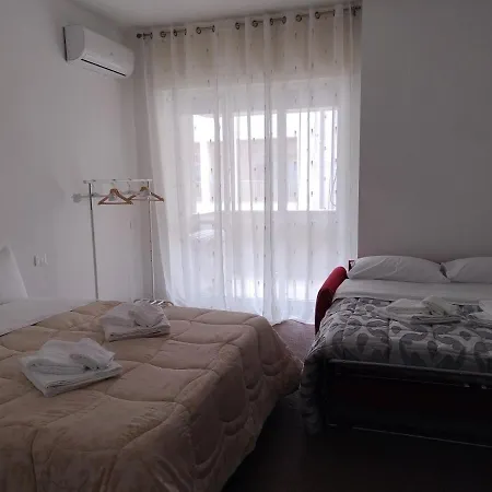 Pensionat Like - - Via Del Corso